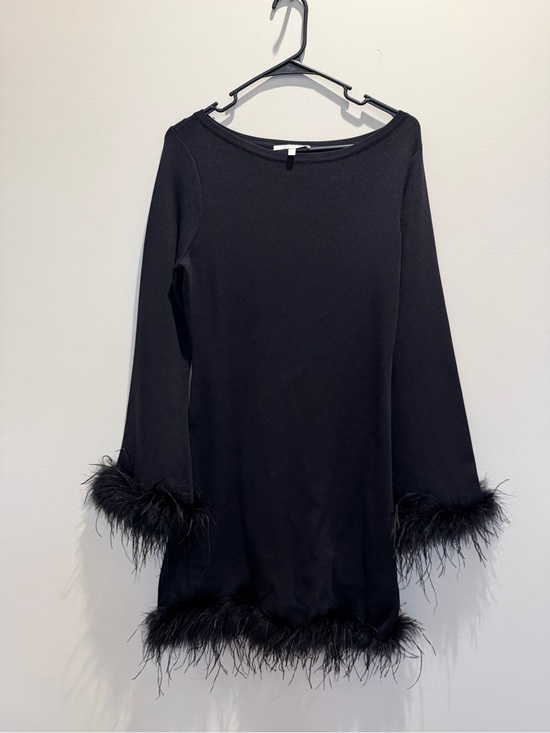 Wayf Dresses & Skirts - Wayf Black Ribbed Top with Gold Brand Tag